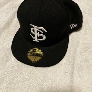 New Era 59FIFTY Black Fitted Hat 7 3/8 – TS Logo – Classic Streetwear Cap